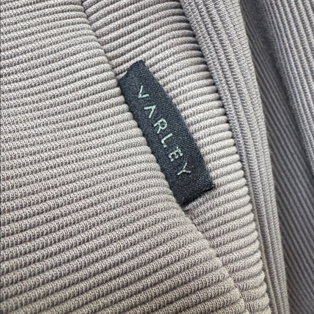Varley Vine Half-Zip Pullover in Deep Charcoal Size XS - Picture 7 of 16